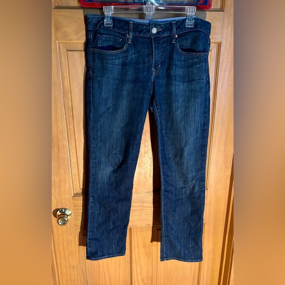 ⭐️Gap 1969 Real Straight Jeans⭐️ - Picture 2 of 11